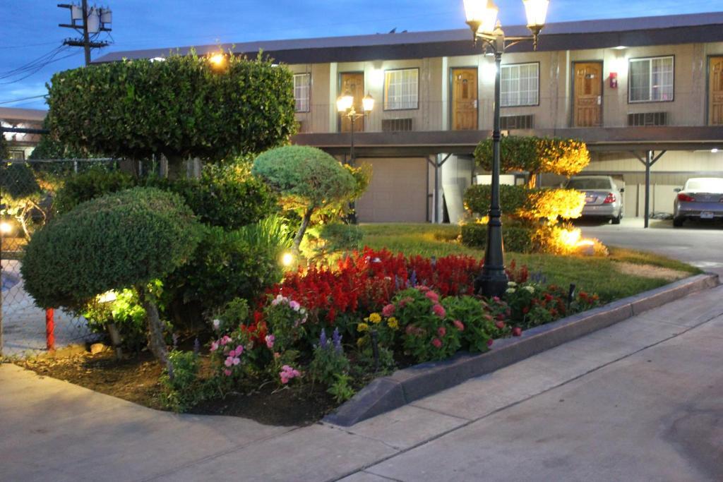 Garden View Inn Fresno Exterior foto